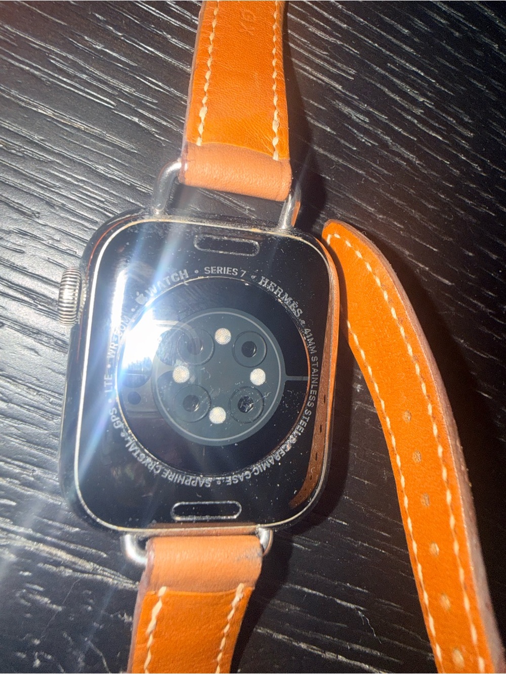 Hermes Apple Watch Series 7
With orange and wrap around band
Gently worn - Picture 3 of 10